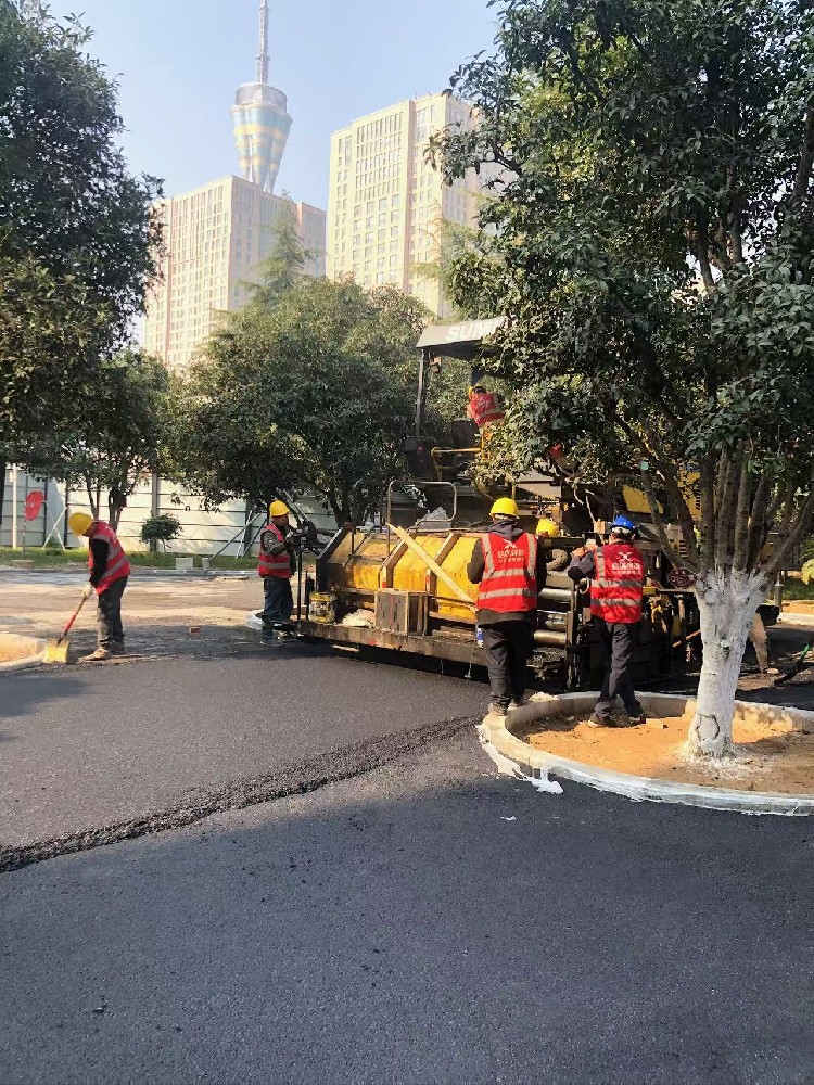 鄭州瀝青攪拌站品質(zhì)基石，從選材開始